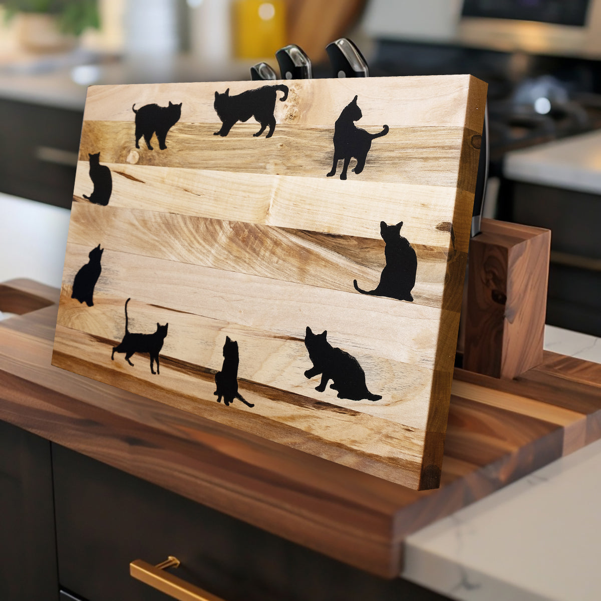 Feline Circle - Cutting Board