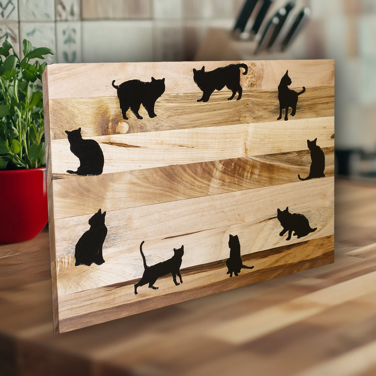 Feline Circle - Cutting Board